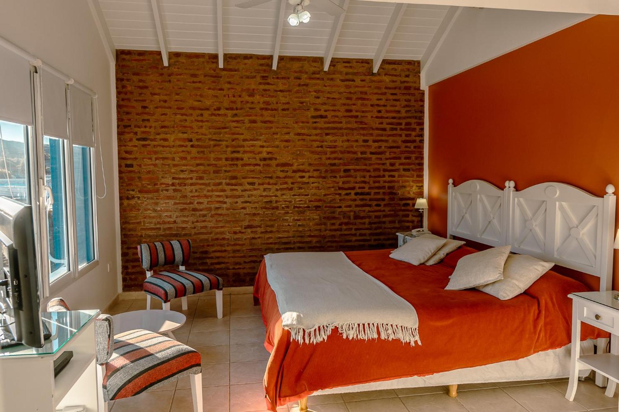 Rayentray Las Restingas Hotel De Mar Puerto Piramides Bagian luar foto
