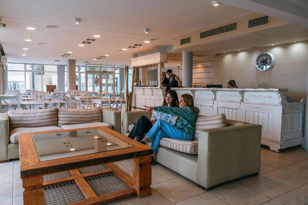 Rayentray Las Restingas Hotel De Mar Puerto Piramides Bagian luar foto