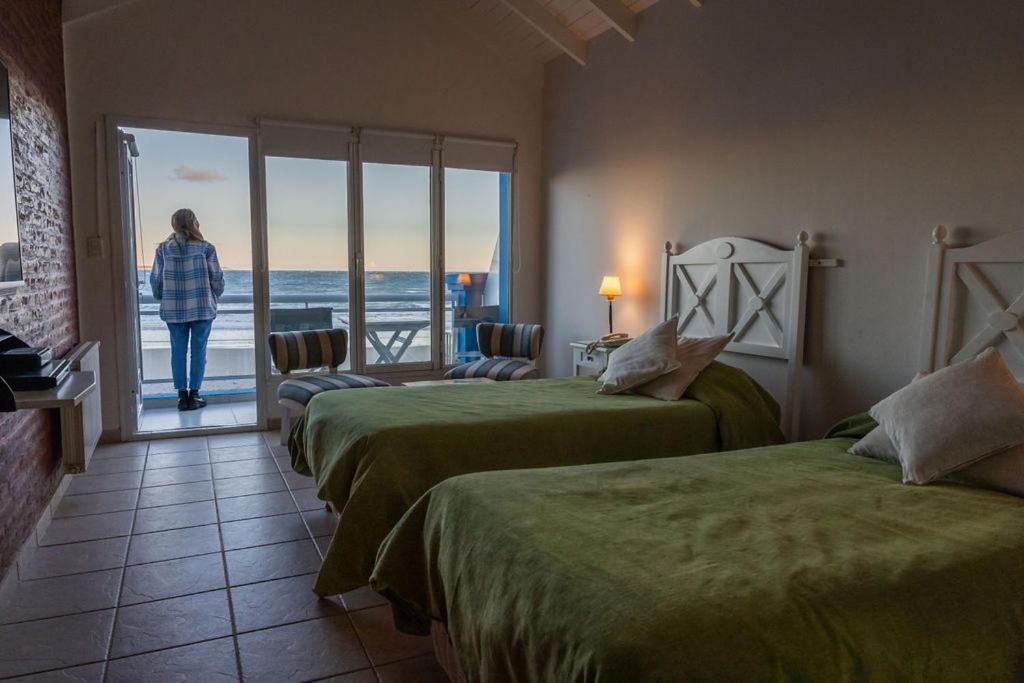 Rayentray Las Restingas Hotel De Mar Puerto Piramides Bagian luar foto
