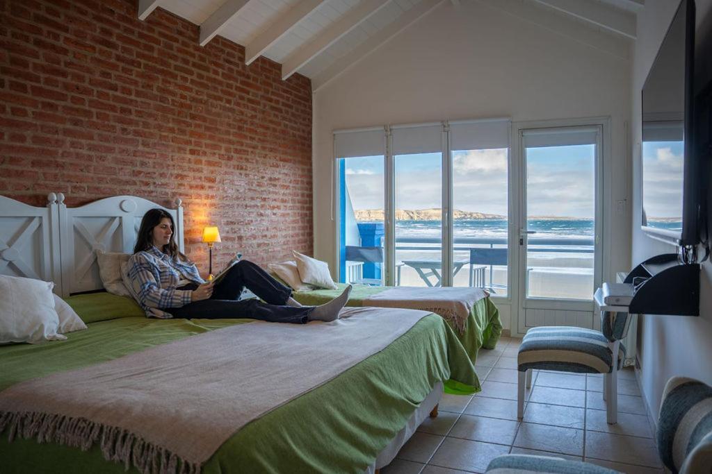 Rayentray Las Restingas Hotel De Mar Puerto Piramides Bagian luar foto