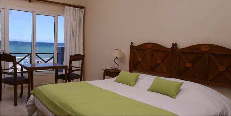 Rayentray Las Restingas Hotel De Mar Puerto Piramides Bagian luar foto